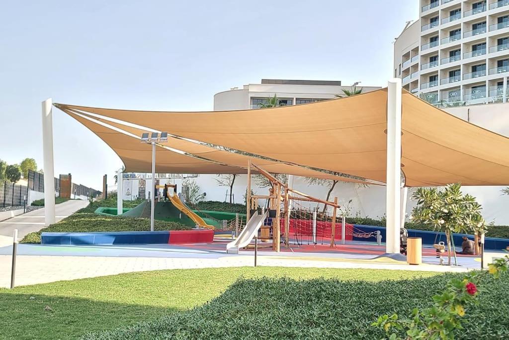Luxury Apartment In Yas Island Abu Dzabi Kültér fotó