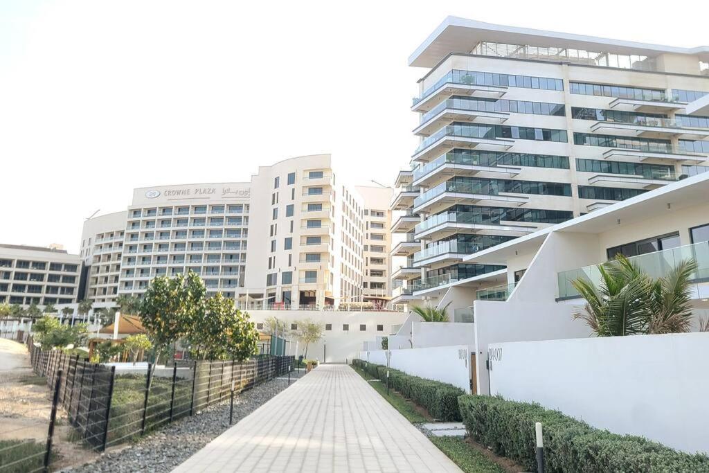 Luxury Apartment In Yas Island Abu Dzabi Kültér fotó