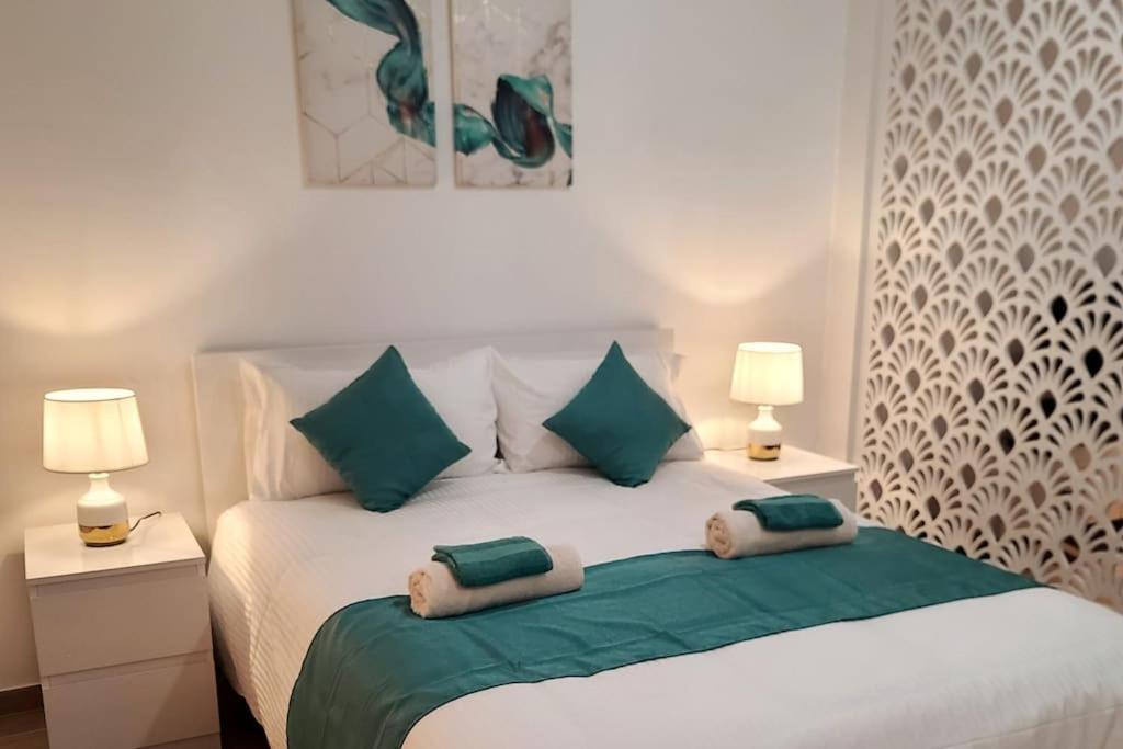 Luxury Apartment In Yas Island Abu Dzabi Kültér fotó