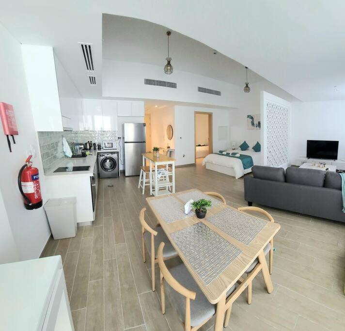 Luxury Apartment In Yas Island Abu Dzabi Kültér fotó
